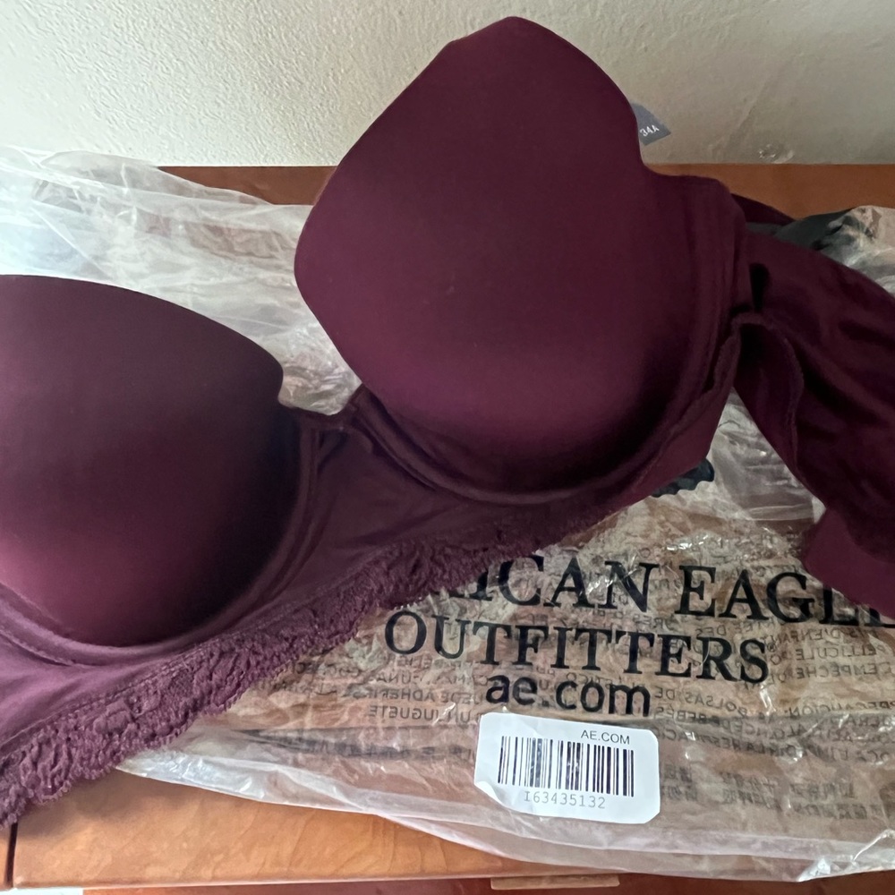 American Eagle Outfitters Plum Sunnie T-Shirt Bra 34A
